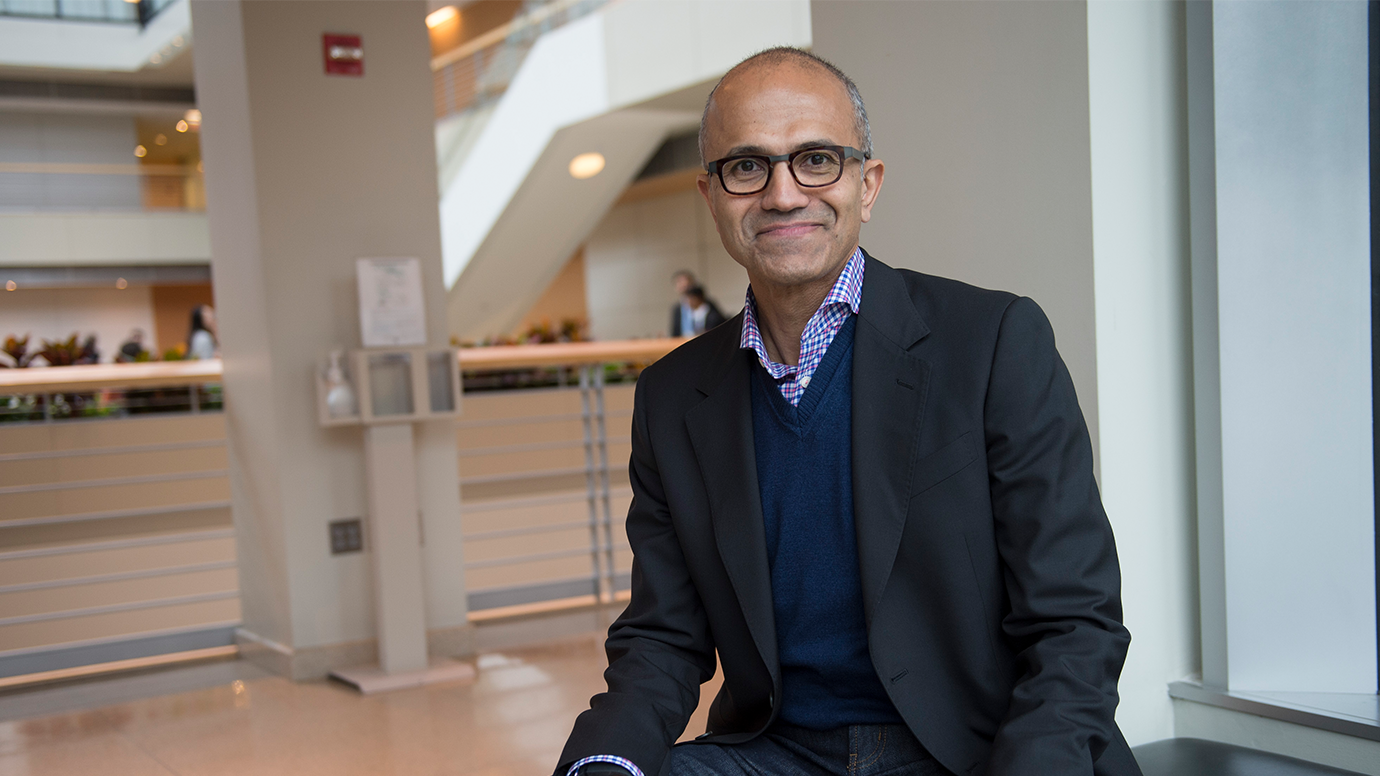 Fintech analyst reviewing Lowry NFT security